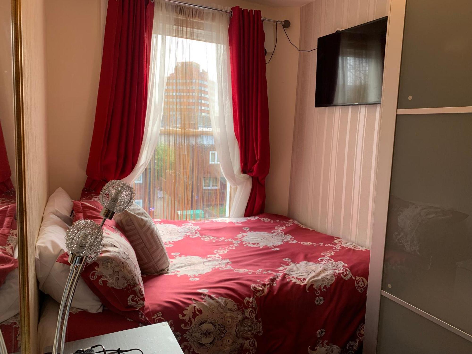 Superbly Furnished In Londra